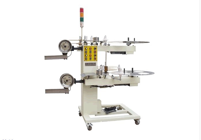 臥式光控端子收料機